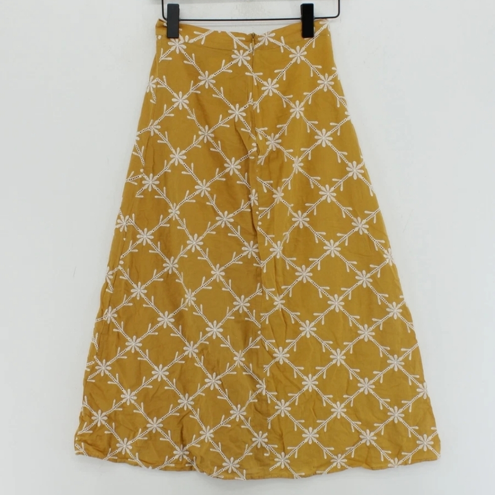 NWT Zara Mustard Yellow A-Line Embroidery Skirt